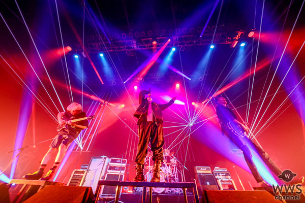 THE ORAL CIGARETTES、バンド最大規模の全国ワンマンツアー 熱狂のライブハウス編スタート！