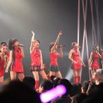 東京パフォーマンスドール が炎のように燃えるRED公演で3月23日に発売の4thシングル『逆光×礼賛』を披露！