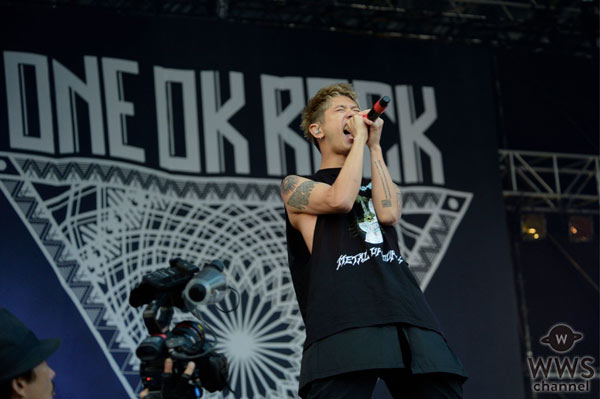 【ライブレポート】ONE OK ROCKが話題のCMソングをアコースティックバージョンで熱唱！
