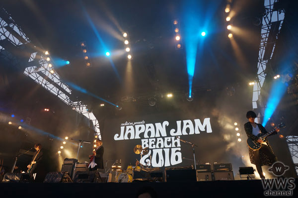 【ライブレポート】[Alexandros]が「ワタリドリ」熱唱！咲き乱れる最強ロックバンドがJAPAN JAM BEACH 2016に登場！