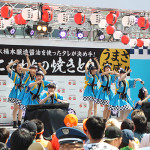 エビ中が新宿ステーションスクエアで「サークルKサンクス」焼鳥応援ライブ開催！「MISSION SURVIVOR」など２曲を披露！