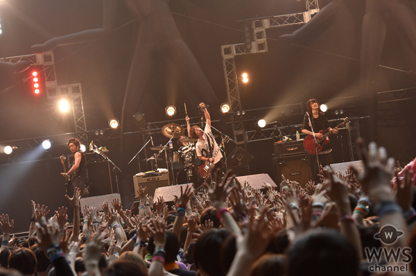 【ライブレポート】BLUE ENCOUNTがVIVA LA ROCK希望の光で満ちあふれた熱いステージを展開！