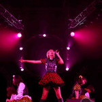 【ライブレポート】ベイビーレイズJAPANが初の海外ライブ！“かわいらしさ”と“熱苦しさ”でフランスが熱狂！