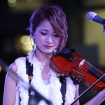 美しすぎるヴァイオリニスト・Ayasaが思い出の新宿の地で圧巻のライブパフォーマンス！「SUMMER TERRACE 2016」を盛り上げる！