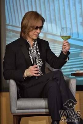 X JAPANのYOSHIKIが新作ワイン発表会に登場！最新アルバムについては「ワインを飲みながら楽しんで待っててください」