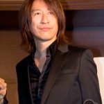 GLAYのTAKUROが歌詞が表示される新感覚スピーカーを絶賛！「TERUからも発注が来ている」