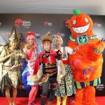 【動画】ド派手な衣装のバンド・Psycho le CémuにVISUAL JAPAN SUMMIT 2016でインタビュー！「Xに出会ってバンドを始めました。」