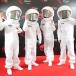 【動画】CUTT率いる宇宙服バンド？！SPEED OF LIGHTSにインタビュー！「VISUAL JAPAN SUMMIT出演はX JAPANのToshlさんのおかげ」