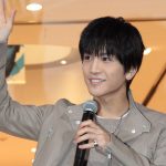 三代目JSB岩田剛典がサマンサタバサ 表参道 オープニングイベントの点灯式にサプライズで登場！