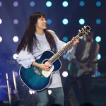 miwaが伸びやかな歌声で『君に出会えたから』『アイオクリ』を東京ガールズコレクション2017 S/Sで披露！