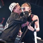 【ライブレポート】10-FEET・TAKUMA「行こうぜ、アポストロフィの向こうへ」ラストはタオルの花が会場いっぱいに乱れ咲き