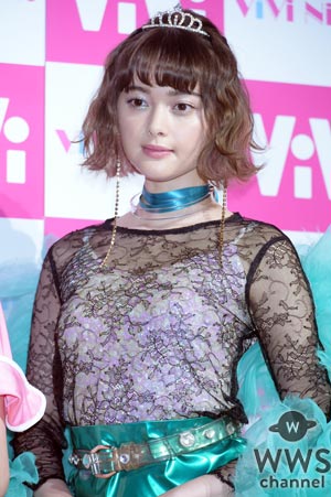 トリンドル玲奈、河北麻友子、八木アリサ、玉城ティナ、emmaが色鮮やかなカラフルな衣装でViVi Nightへの思いを語る！