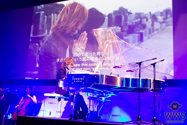 X JAPANのYOSHIKIが「新経済サミット2017」に出演！『Forever Love』のピアノ演奏後に小泉純一郎がサプライズ登場！