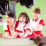 土屋太鳳、松井愛莉、広瀬すずが個性がありすぎるデコガーナづくり！母の日特別企画で、お母さんへメッセージ！