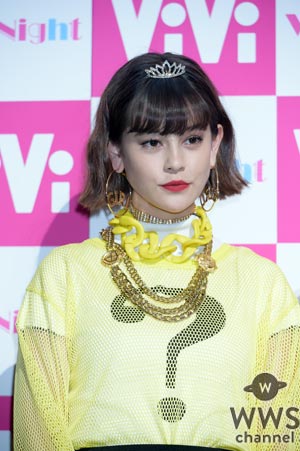 トリンドル玲奈、河北麻友子、八木アリサ、玉城ティナ、emmaが色鮮やかなカラフルな衣装でViVi Nightへの思いを語る！