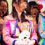 黒すぎる仮面女子がニコニコ超会議2017に登場！松崎しげるも絶賛！