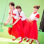 土屋太鳳、松井愛莉、広瀬すずが個性がありすぎるデコガーナづくり！母の日特別企画で、お母さんへメッセージ！