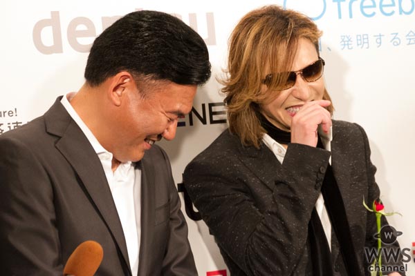 X JAPANのYOSHIKIが「新経済サミット2017」に出演！『Forever Love』のピアノ演奏後に小泉純一郎がサプライズ登場！