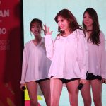 韓国の4人組ガールズグループ・STELLARがKCON 2017 JAPANでセクシーすぎるライブパフォーマンス！