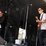 【ライブレポート】JAPAN JAM初日のSUNSET STAGEでZAZEN BOYSとLEO今井がスペシャルアクトを披露。ZAZEN BOYS独自の世界観に、LEO今井の個性が更なるエッセンスを付け加える。