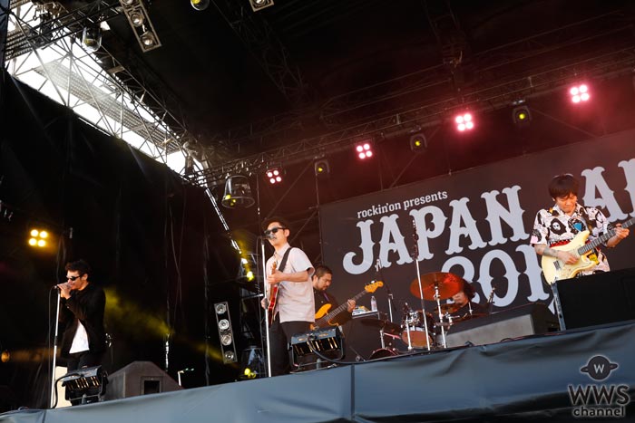 【ライブレポート】JAPAN JAM初日のSUNSET STAGEでZAZEN BOYSとLEO今井がスペシャルアクトを披露。ZAZEN BOYS独自の世界観に、LEO今井の個性が更なるエッセンスを付け加える。