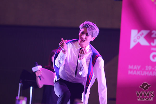 【写真特集】9人組韓国ダンスボーイズグループ・SF9が白衣装で圧巻のライブパフォーマンス！クイズコーナーではSEXYポーズも？！