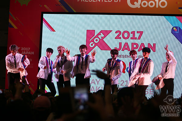 【写真特集】9人組韓国ダンスボーイズグループ・SF9が白衣装で圧巻のライブパフォーマンス！クイズコーナーではSEXYポーズも？！