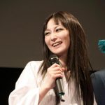 鳥居みゆきが雪女姿で自転車に乗ってレッドカーペートを爆走！？「雪女みたいな普通の役で嬉しい！」