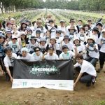 SPYAIRが福島市の農地ボランティア活動にサプライズで参加！自分の手で収穫した水ナスの味に大興奮！