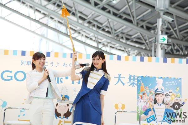 中条あやみが美脚が眩しいブルーのマーチング衣装で『ＧＯ！ＧＯ！夏旅・行進曲』キャンペーンPRイベントに登壇！