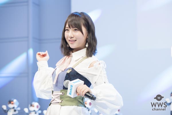 AKB48 向井地美音がロボットから突然の告白！「推しメンですね私！」