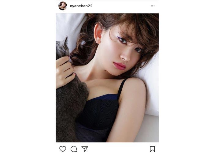 小嶋陽菜のセクシーな美しさが止まらない！「AKBのころと違う、きれいさに迫力が・・・」と絶賛の声！