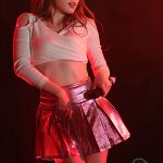 【写真特集】CHERRSEEがキラキラした華やかなヘソ出し衣装で 『GirlsJAM vol.2』に登場！ノリノリのダンスで盛り上げる！