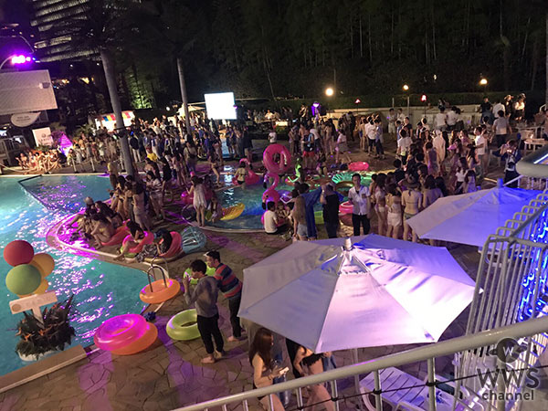 バーレスク東京ダンサー がSEXYすぎる水着でライブパフォーマンス！『FABIUS present Sumer Night Pool Party 2017 〜史上最強の夏祭り〜』