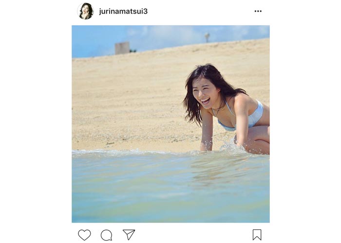 SKE48 松井珠理奈がセクシーな水着姿で天使の笑顔を披露！美しさと可愛らしさの絶妙な融合！
