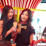 【写真特集】ROZEのMALI、MAHAKAがラグジュアリーなニュースポット『MEZZO』(メゾ) をレポート！美しすぎる大人の魅力でカクテルを堪能！
