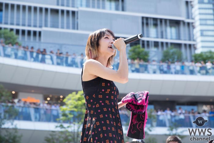 LiSAがニューシングル『だってアタシのヒーロー。』リリースイベント開催！夏休みのラゾーナ川崎が超満員！