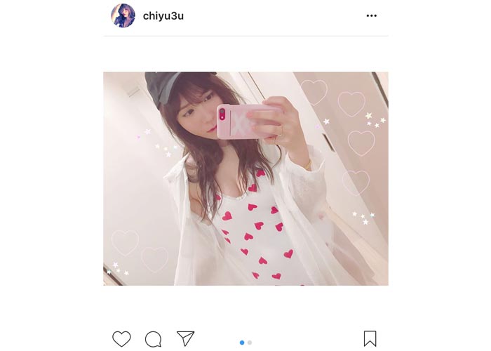 河西智美がセクシー＆キュートなハート柄の水着姿を披露！「かわいい天使」と歓喜の声！