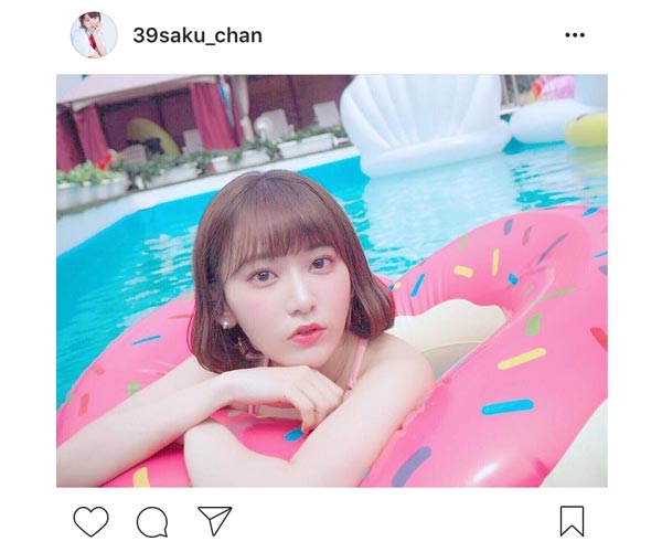 HKT48 宮脇咲良の可愛すぎる水着姿の連発に「リアル絶対可憐天使さくちゃん降臨だね」と歓喜の声！フォロワー数も急上昇！