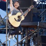 miwaが第38回『神宮外苑花火大会』ライブステージに登場！「私、38(miwa)と運命を感じたんです」