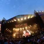 【ライブレポート】「ROCK IN JAPAN FESTIVAL 2017」二日目の大トリは桑田佳祐。15年振りの登場に「4時間くらいやってやろうかと思ってさ！」