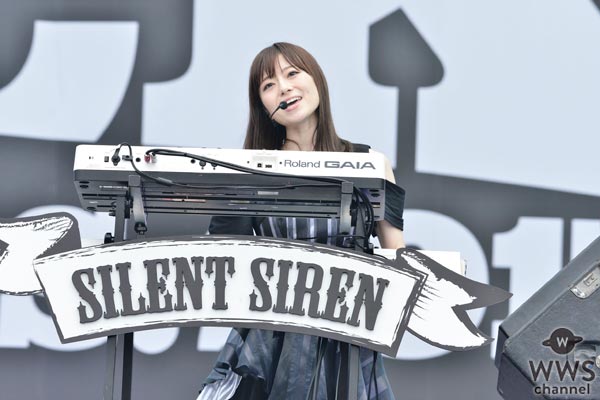 【ライブレポート】ガールズバンド・SILENT SIRENがLAKE STAGEに初登場！夏フェスファッションでキュートなパフォーマンスを披露！