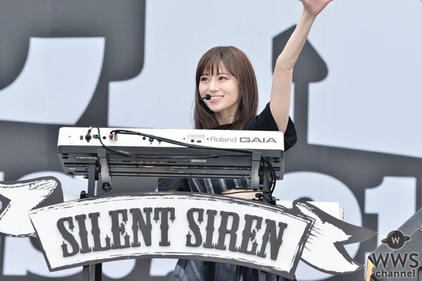 【ライブレポート】ガールズバンド・SILENT SIRENがLAKE STAGEに初登場！夏フェスファッションでキュートなパフォーマンスを披露！