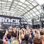 【ライブレポート】ガールズバンド・SILENT SIRENがLAKE STAGEに初登場！夏フェスファッションでキュートなパフォーマンスを披露！