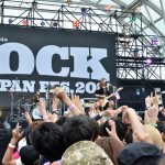 【ライブレポート】ガールズバンド・SILENT SIRENがLAKE STAGEに初登場！夏フェスファッションでキュートなパフォーマンスを披露！