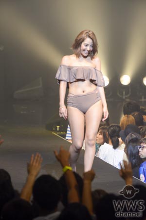 山岸奈津美、長澤茉里奈、石川ナサらがTSCファッションショーを彩る！石川ナサは水着姿で登場！