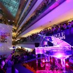 YOSHIKIスペシャルゲスト出演で、表参道ヒルズが一時騒然！ 「VOGUE FASHION’S NIGHT OUT 2017」オープニング・セレモニーで「Forever Love」「ENDLESS RAIN」2 曲を演奏し、3,400 名の観客を魅了！