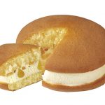 9/19(火)より「コールドストーン」とセブンイレブンのコラボレーション商品『コールド・ストーン・クリーマリー プレミアムケーキサンド ハニー ポップ チーズケーキ』が登場！