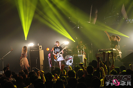 【写真特集】ガールズバンドSilent SirenがAH!YEAH!OH!YEAH!2014で新曲『ラッキーガール』を熱唱！