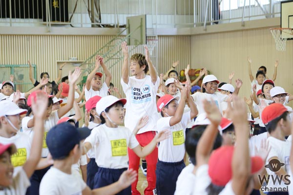 EXILEの黒木啓司、NESMITH、THE RAMPAGEの神谷健太、与那嶺瑠唯が熊本の小学校で「夢の課外授業」を開催！